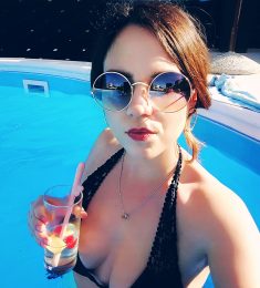 Clara, 30 years old, Woman