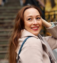Viola, 44 years old, Woman