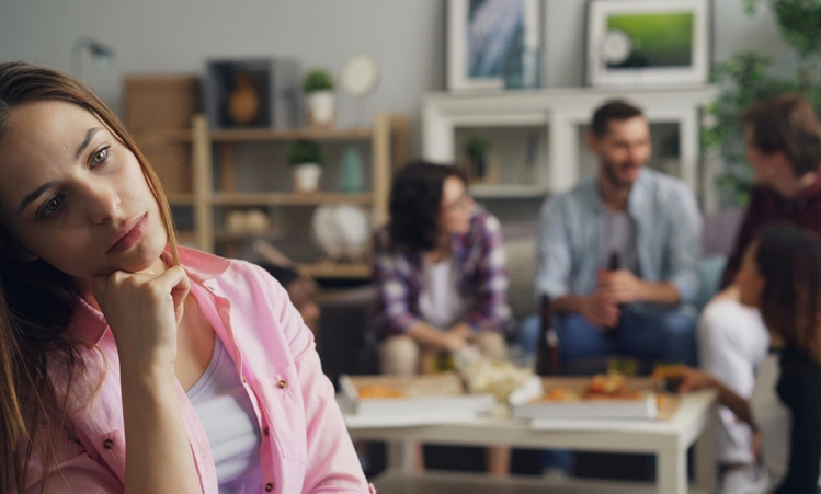 Recognizing early signs of relationship trouble in couples for healthier communication
